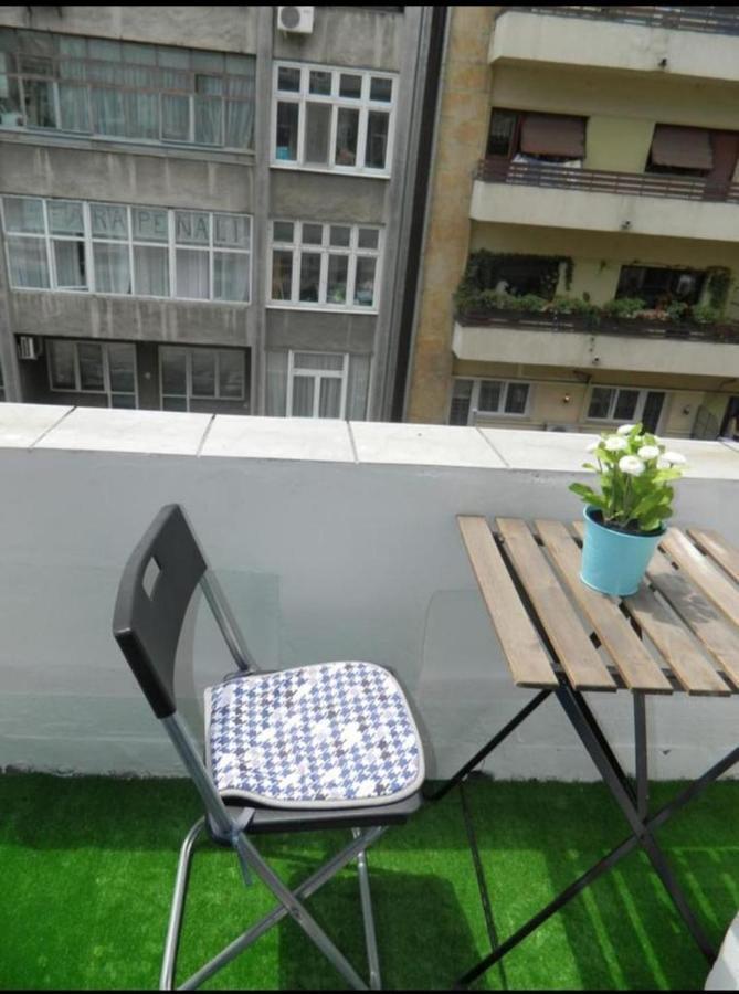 דירות בוקרשט Studio Central Calea Victoriei מראה חיצוני תמונה